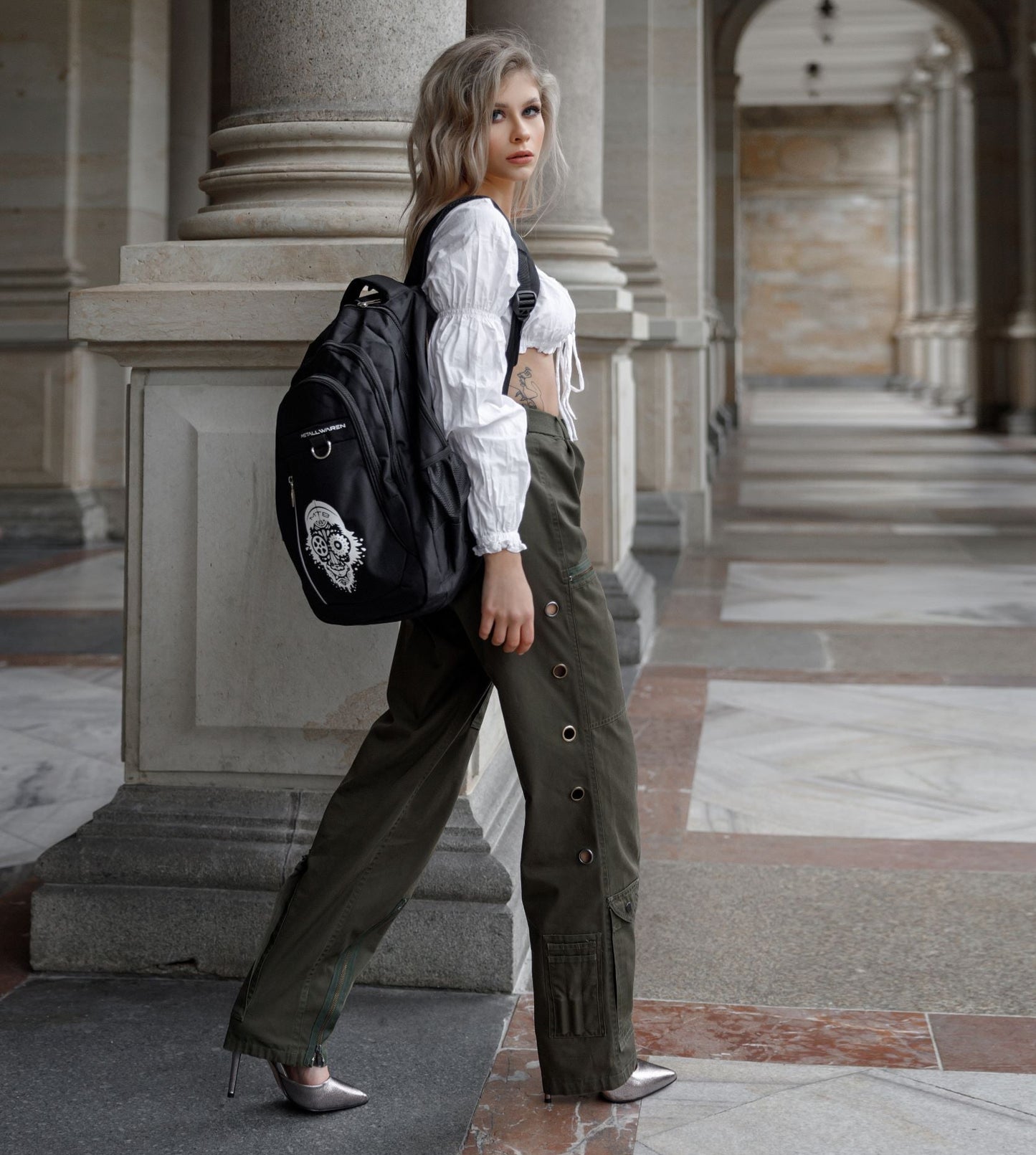 Nylon Rucksack schwarz mit Bike Rowdy Print in weiß