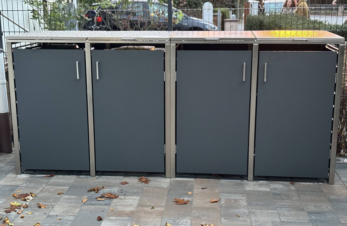 Mülltonnenbox 4er in Edelstahl im Herbst