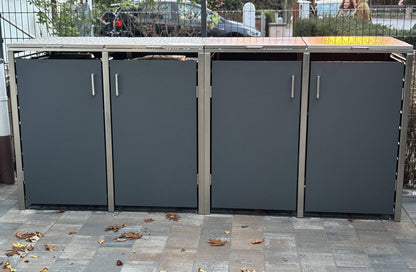 Mülltonnenbox 4er in Edelstahl im Herbst