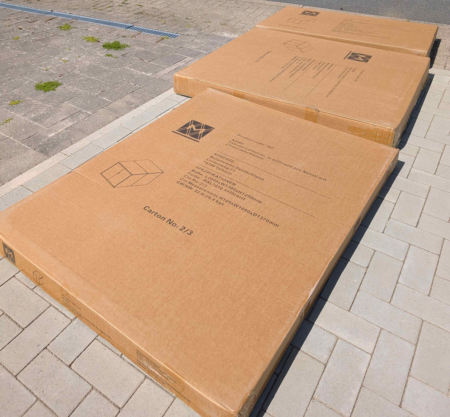 2er Fahrradgarage Container 2 Bikes wird in drei festen Kartons geliefert