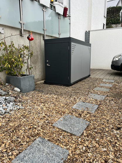 1er Fahrradgarage Del Garda aus Metall mit Zylinderschloss und Pflanzwanne