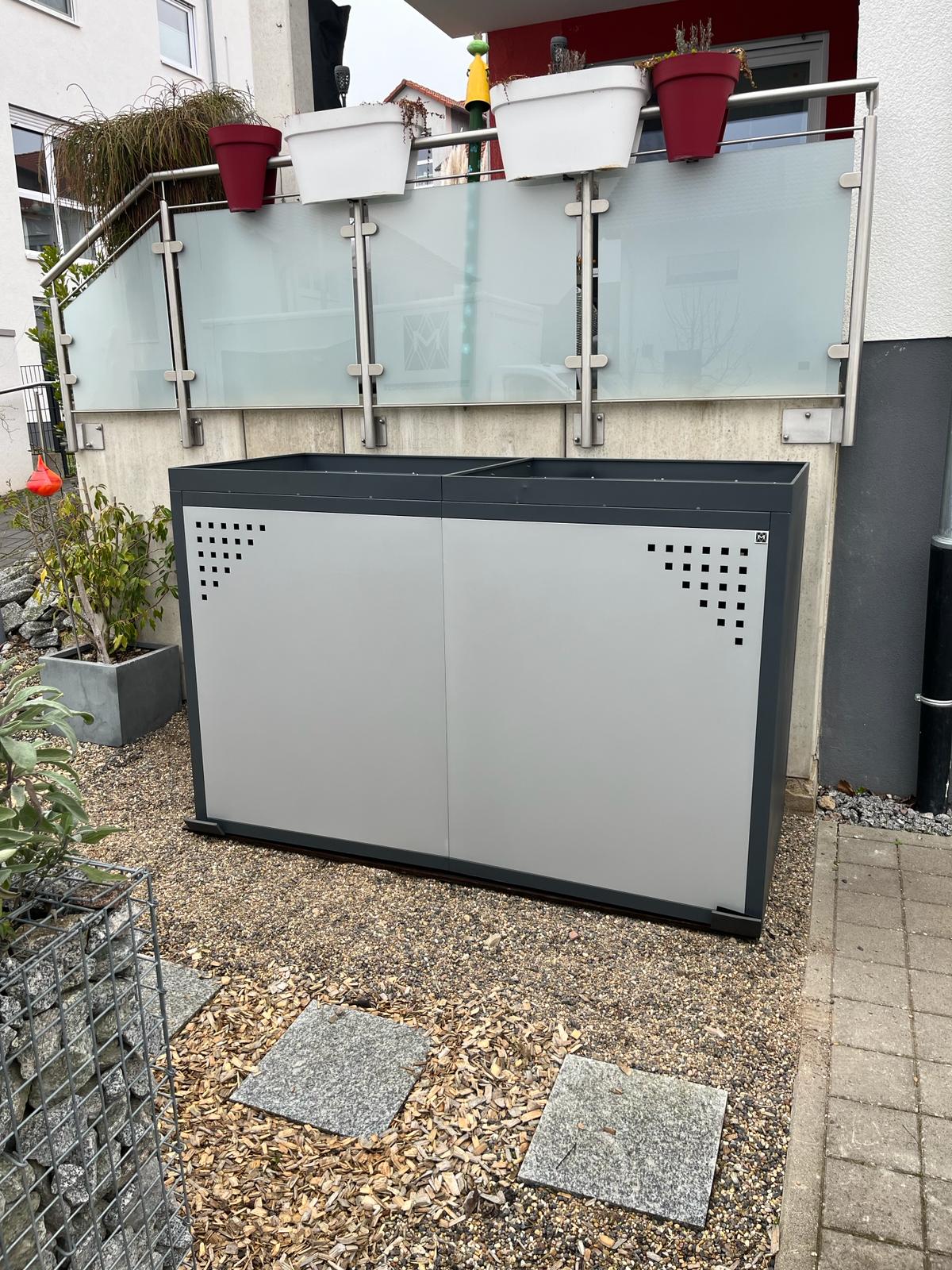 1er Fahrradgarage Del Garda - Maße: L 200 x B 88 x H 131 cm