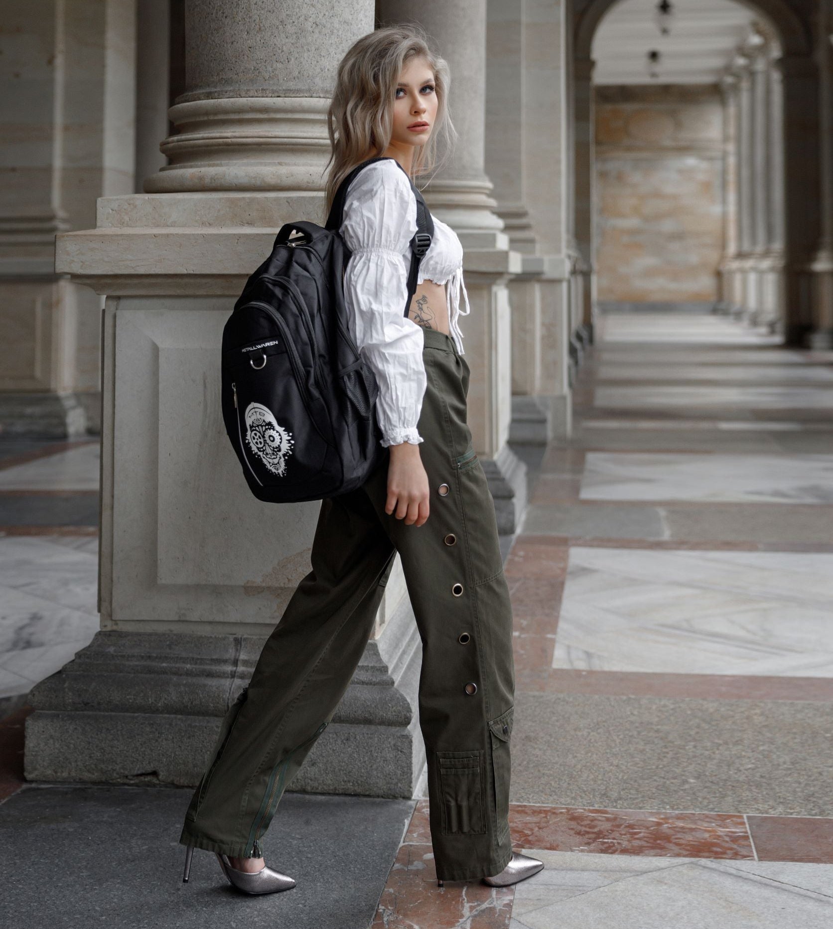 Nylon Rucksack schwarz mit Bike Rowdy Print in weiß